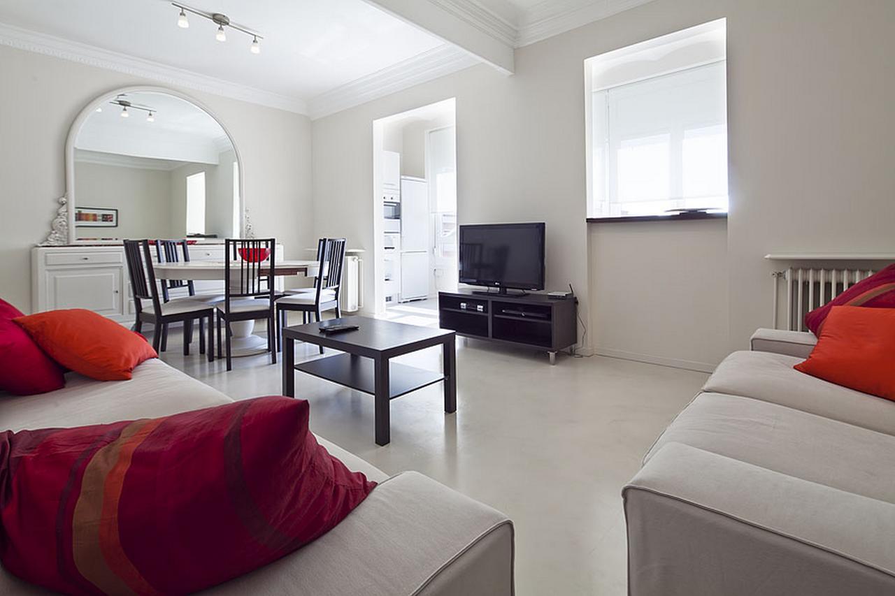 Central And Spacious Family Apartment Barcelona Exterior photo